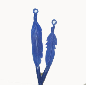 Large Feathers Pair One Ribbed